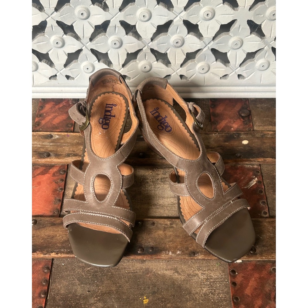 Indigo by Clarks Womens Taupe Leather Block Heel Strappy Sandals 8M